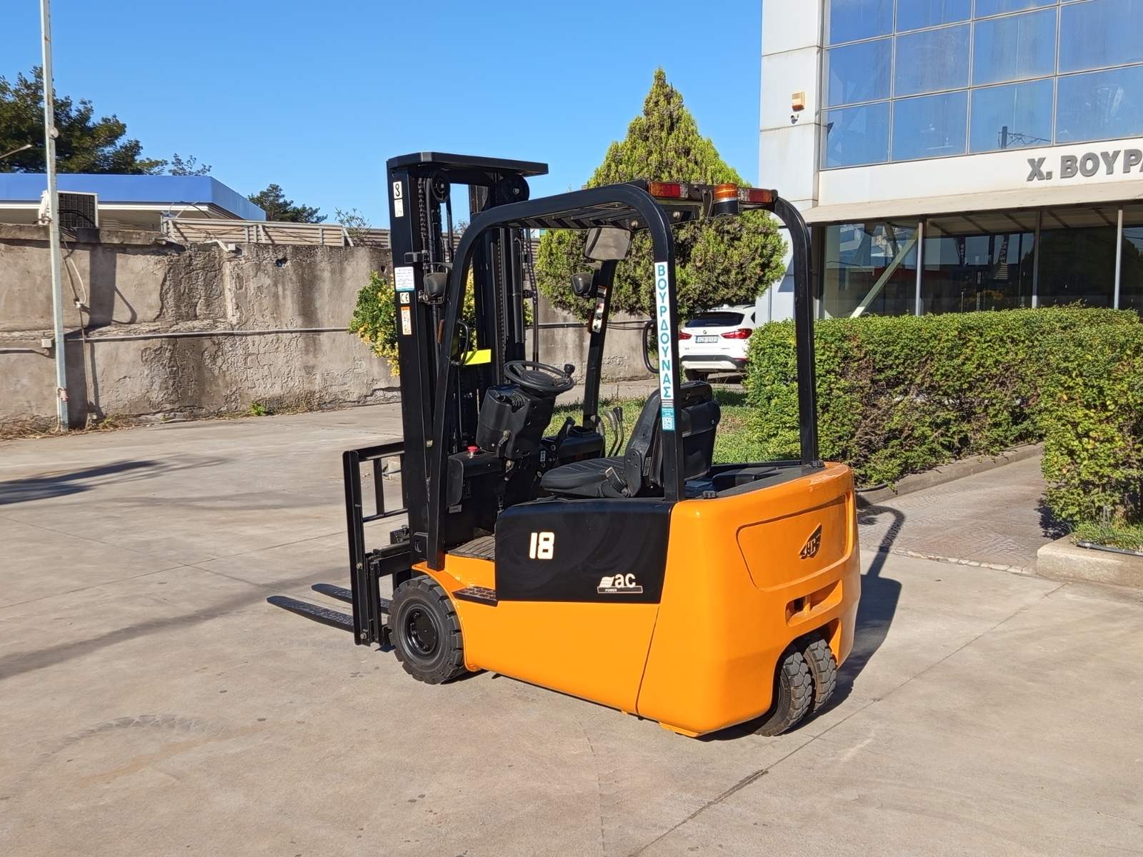 0-02-05-17be812e708c26ed129230b1aacd6588997d6a8926c6d96052c13a40d3a068bf_2d0d8e853d7c547e